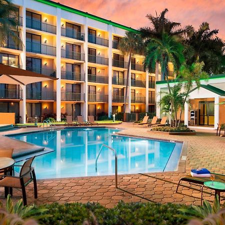 คอร์ตยาร์ด ฟอร์ตลอเดอร์เดล อีสต์/ลอเดอร์เดล-บาย-เดอะ-ซี Hotel ฟอร์ต ลอเดอร์เดล ภายนอก รูปภาพ